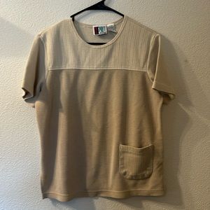 Bold Spirit Petite basic short sleeve size PM